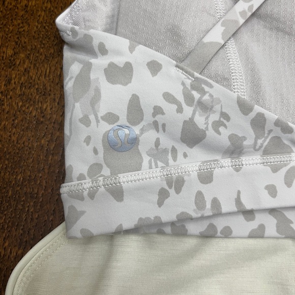 🍋Lululemon Lot of 2 Energy Sports bra - Picture 6 of 8